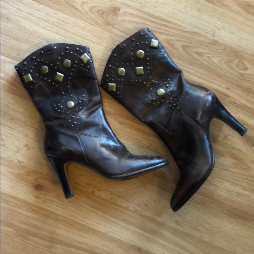 Mattise brown, mid calf, heeled boots